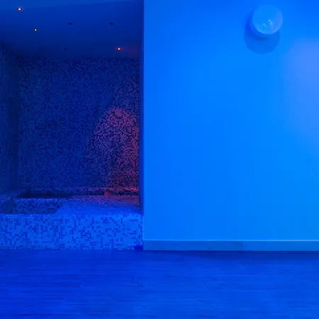 Vittoria Pool & 4* 오트란토