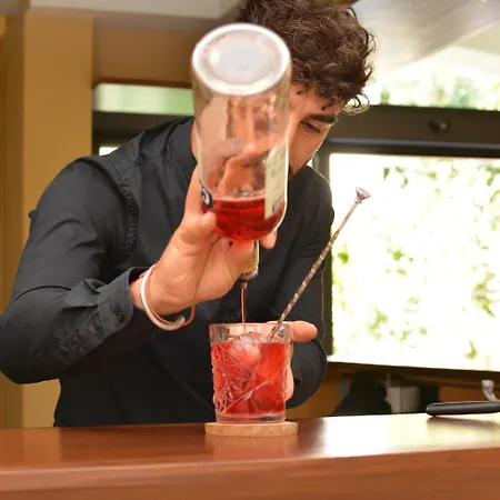 Vittoria Pool & 4* 오트란토