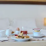 Apulia Vittoria Pool & Otel Otranto