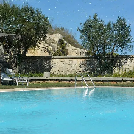 Hotel Vittoria Pool &
