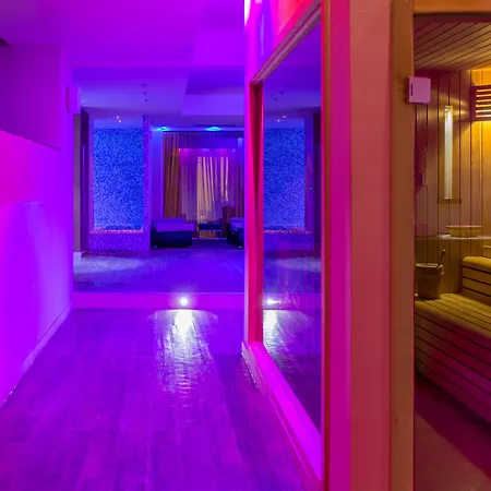 Hotel Vittoria Pool & Otranto