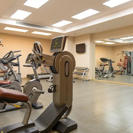 Vittoria Pool & Hotel