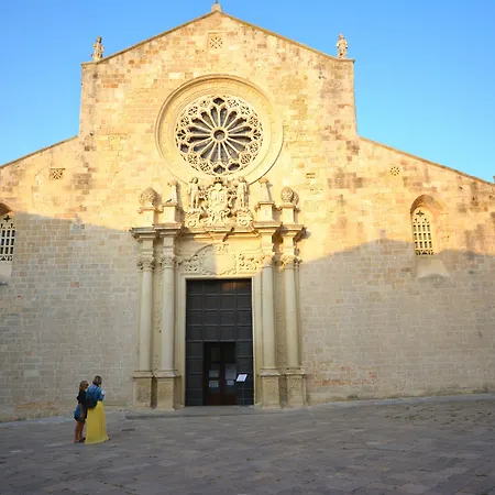 Apulia Vittoria Pool & Otranto