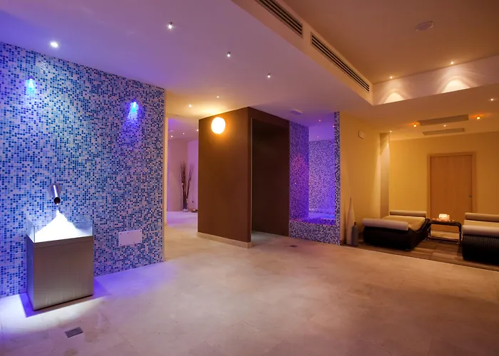 Apulia Vittoria Pool & 호텔 오트란토