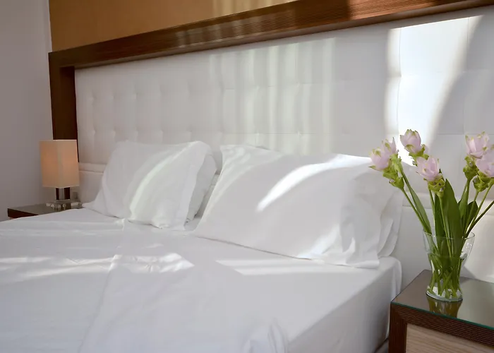 Apulia Vittoria Pool & 호텔 4*