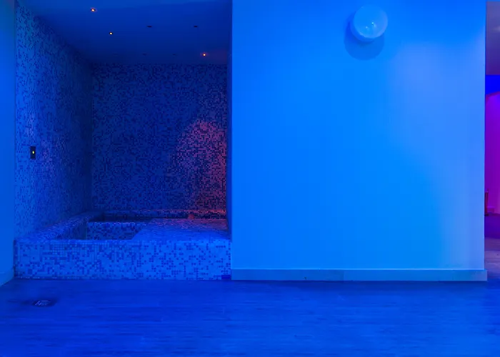 Apulia Vittoria Pool & 4* 오트란토