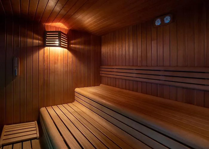 Apulia Vittoria Pool & 오트란토