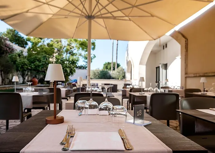 Apulia Vittoria Pool & Szálloda 4*