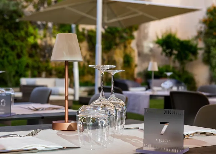 호텔 Apulia Vittoria Pool & 4*